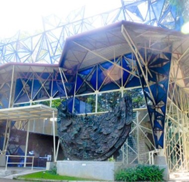 thumb NuArt Sculpture Park 2